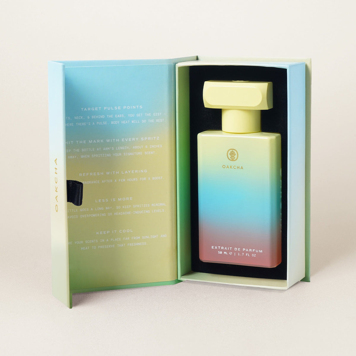 Cotton Clouds Extrait de Parfum bottle in its open gift box