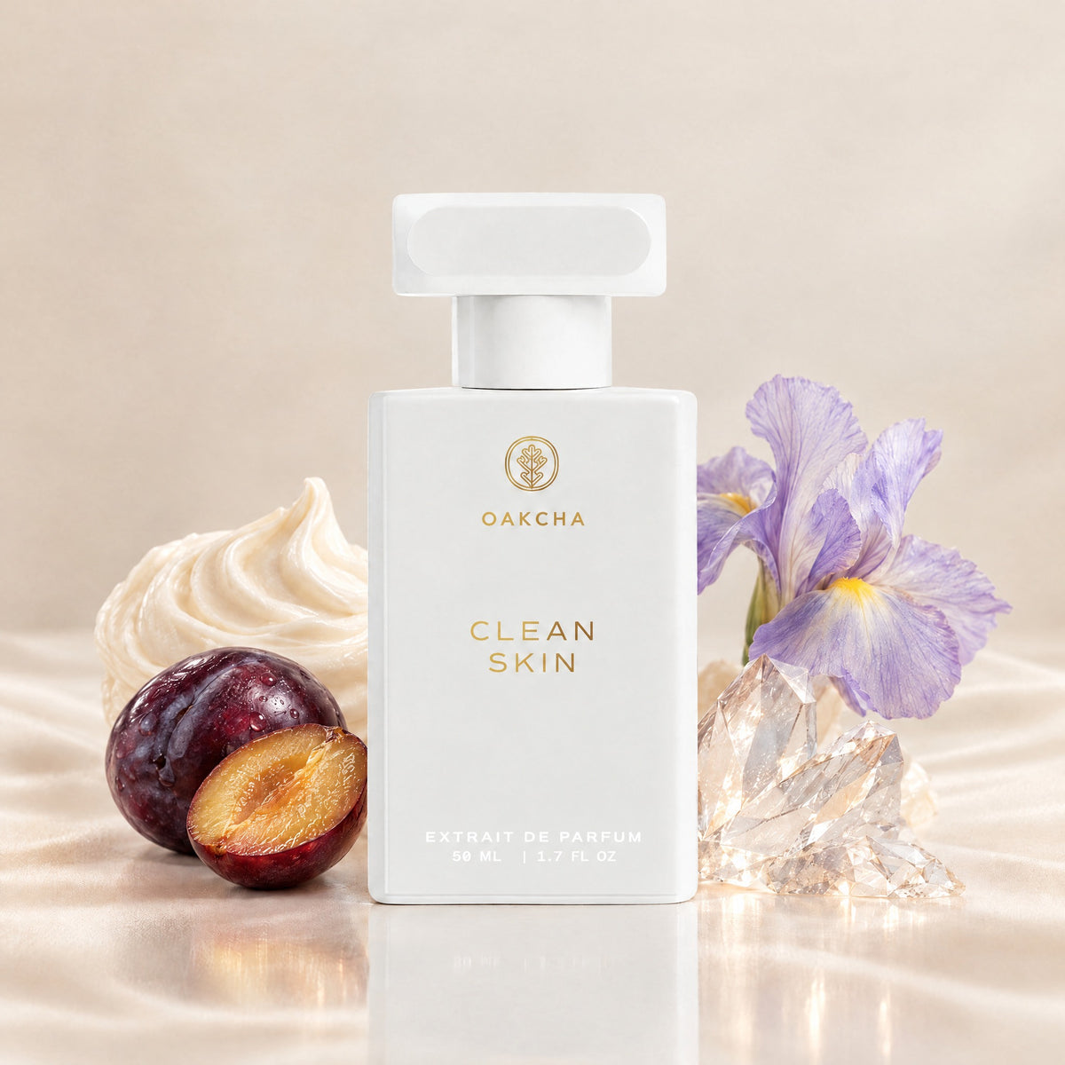 Front view of Clean Skin Extrait de Parfum bottle with butter cream, plum, iris and ambroxan, fruit and iris accents